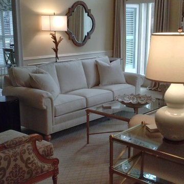 UP DATED FAMILY LIVING ROOM