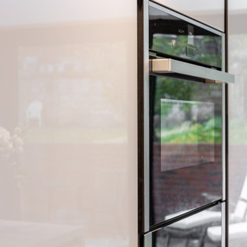 Contemporary Annexe