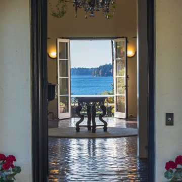 Waloma, Castle on American Lake
