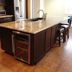 Bartlett St. - Kitchen Islands And Kitchen Carts