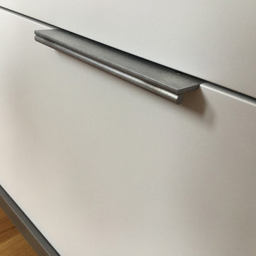 Mid-Century Modern Hybrid