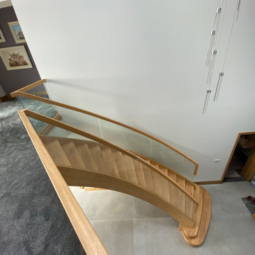 Magnificent curved Oak & Glass staircase