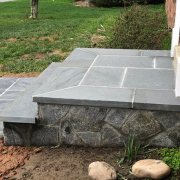 Custom Select Blue Flagstone Wakway with 2 Inch Thermal Border and Step Tread