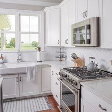 Cabinet Hardware