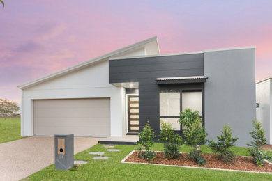 Example of an exterior home design in Townsville