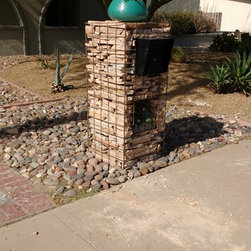 Custom gabion mailbox - Outdoor Structures