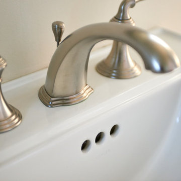 Kohler Pedestal Sink with Widespread Faucet