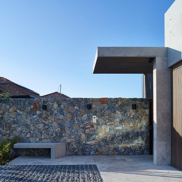 Project | V House