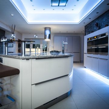 Gloss Ivory & Magic Grey Kitchen