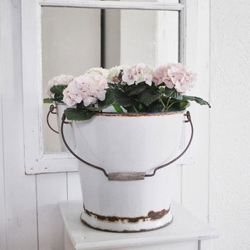 Crow Canyon Home Farmhouse Favorites