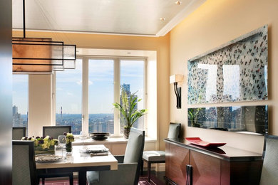 Dining room - contemporary dining room idea in New York