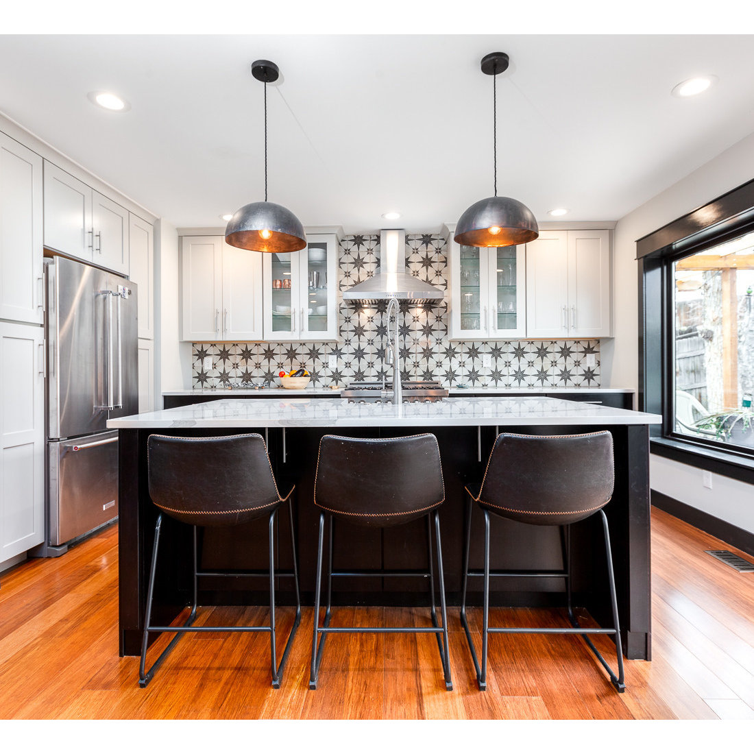 The Bright Black & White Arvada Kitchen