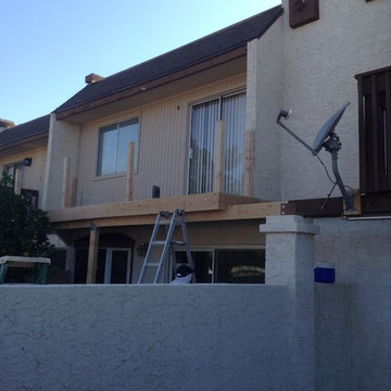 Mesa Balcony