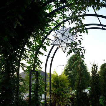 Corner lot Courtyard