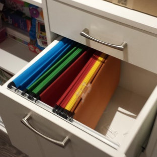 ダブリンのモダンスタイルのおしゃれなホームオフィス・仕事部屋の写真