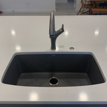 Polished Contemporary Beach Kitchen
