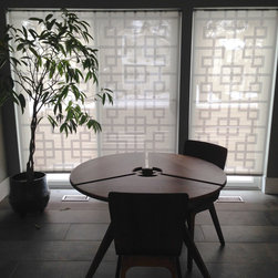 Delia Shades' "Loop Lattice" - Roller Shades