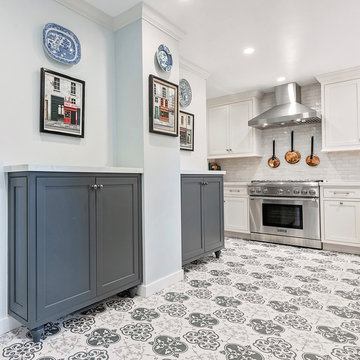 Shoreham Drive Kitchen / West Hollywood, CA