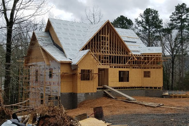 Arts and crafts home design photo in Little Rock