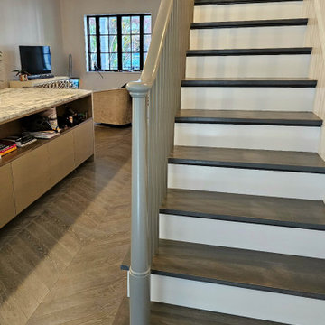 Project #112 | Traditional Staircase with Continuous Rail System