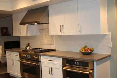 Elegant kitchen photo in Orange County