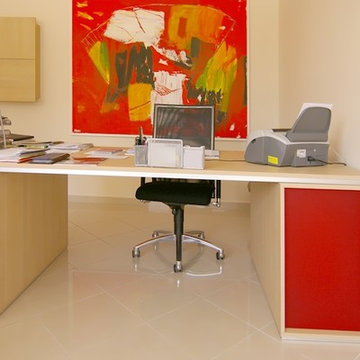 OFFICE-PULTS-RECEPTIONS