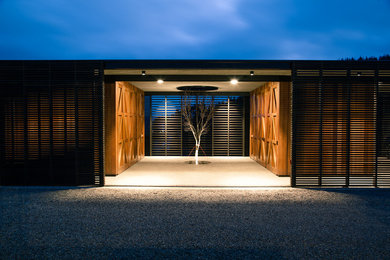 Design ideas for a contemporary entryway in Auckland.