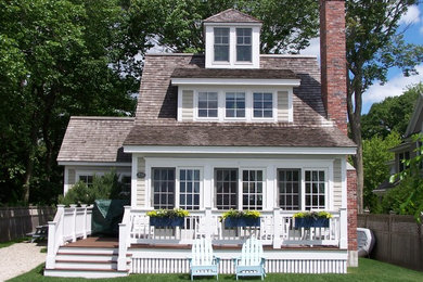 Example of a beach style exterior home design in Portland Maine