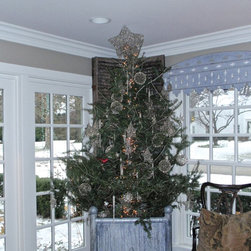 Holiday Decorating - Holiday Decorations