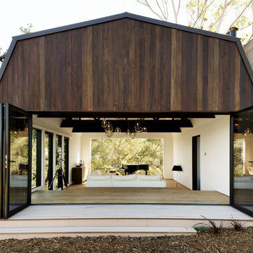 Oak Pass Guesthouse