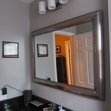 Maximizing a Small Bathroom Space