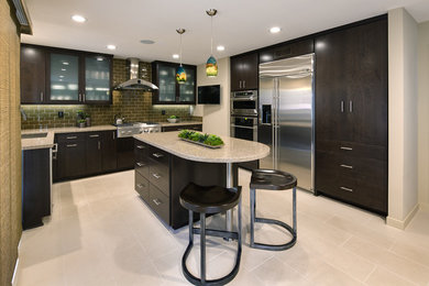 Example of a trendy kitchen design in Orange County