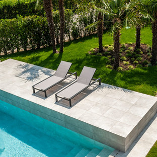 Eklektischer Garten mit Betonplatten in Bologna