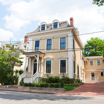 Dana Residence
