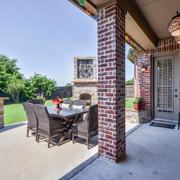 Outdoor Kitchen
