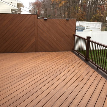 Transcend decking with V-shape privacy wall