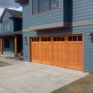 Vertical Grain Fir Door