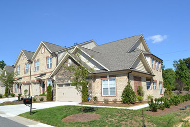 Transitional home design photo in Raleigh