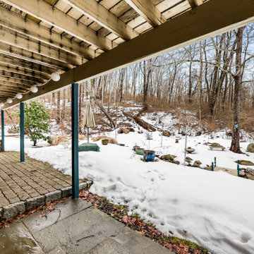 105 Old Highway , Wilton, CT 06897