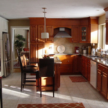 Two-Toned Traditional Kitchen