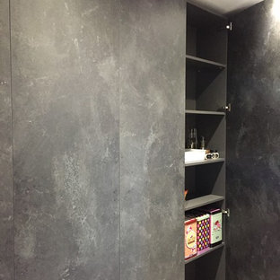 Modern kitchen pantry inspiration - Kitchen pantry - modern kitchen pantry idea in Madrid