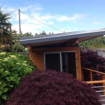 10' by 12' Seattle studio