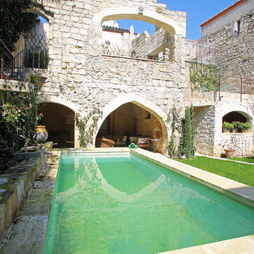 Swimming pools, pool copings, pool decks & pool fountains