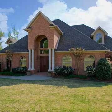Traditional Brick Home in Hurricane Lake Estates