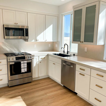Coastal Comfort Meets Modern Style | Aliso Viejo