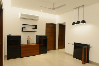 Inspiration for a contemporary home design remodel in Delhi