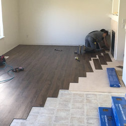 08/2017 - Vinyl Flooring