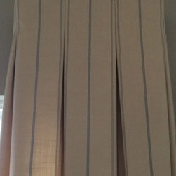 Model Homes - Curtains