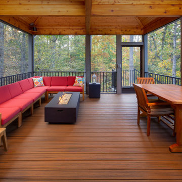 Trex Screen Room and Deck with Two Different Colors