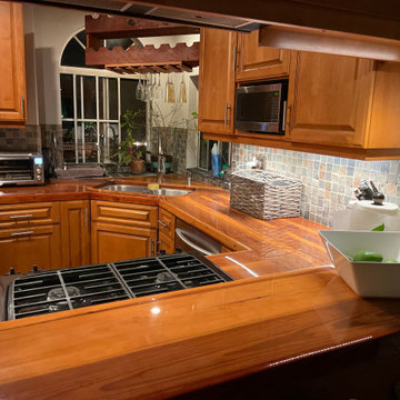 Redwood Kitchen Countertop Epoxy Finish